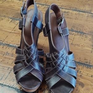 Brown high heel open toe size 9